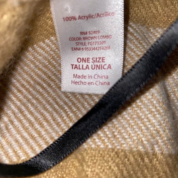 Clothes - most plus size but will fit anyone XL and up! - Picture 9 of 13